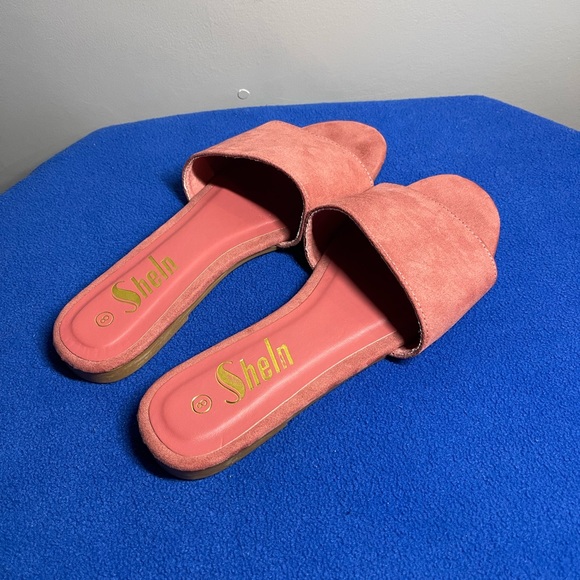 SHEIN Sandals - Picture 2 of 4